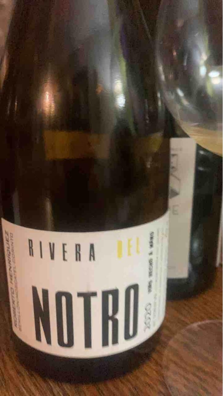 Rivera Del Notro - White - Roberto Henriquez - Roberto Henriquez 