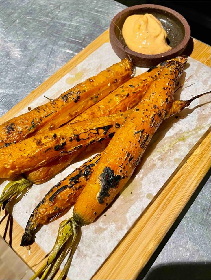 Roasted Carrots With Harissa Mayo - Marlou - 728073