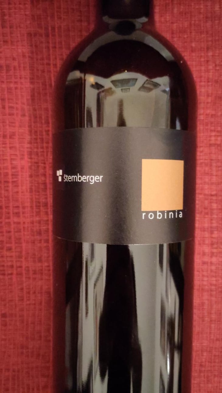 Robinia - Vina Štemberger - Sebastianj Štemberger 
