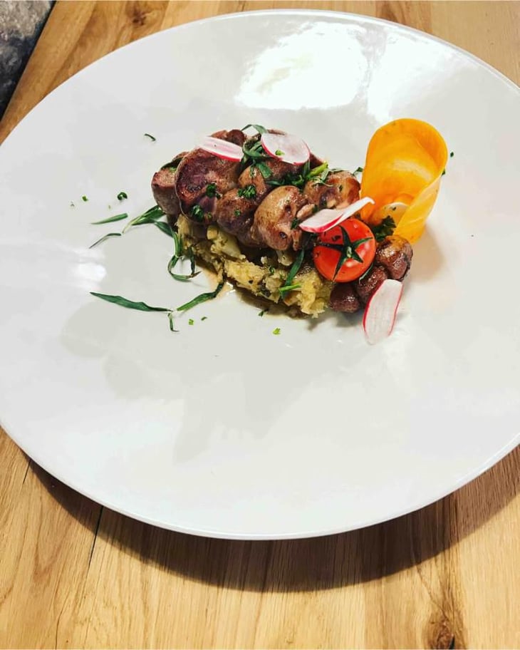 Rognon De Veau - Restaurant L’Ecurie - 464229
