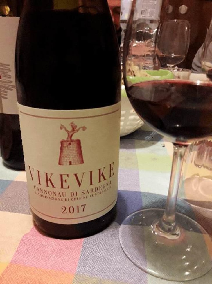 Rosato - Cantina Vike Vike - Simone Sedilesu 