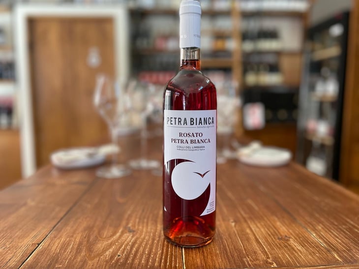 Rosato Petra Bianca -colli del limbara IGT - Petrabianca tenuta agricola - Giovanni Comini -2022