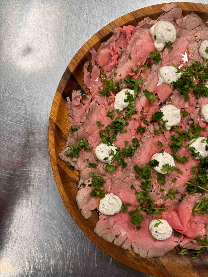 Rosbief Met Truffelmayonaise - Robijn Wine - 801992