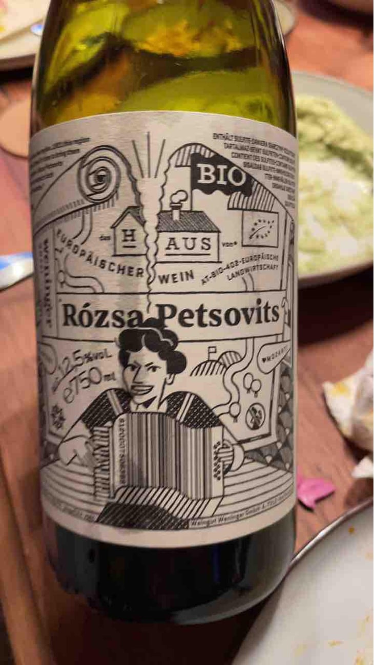 Rózsa Petsovits - Weingut Weninger (Austria) / Weninger Pincészet (Hungary) - Franz Weninger 