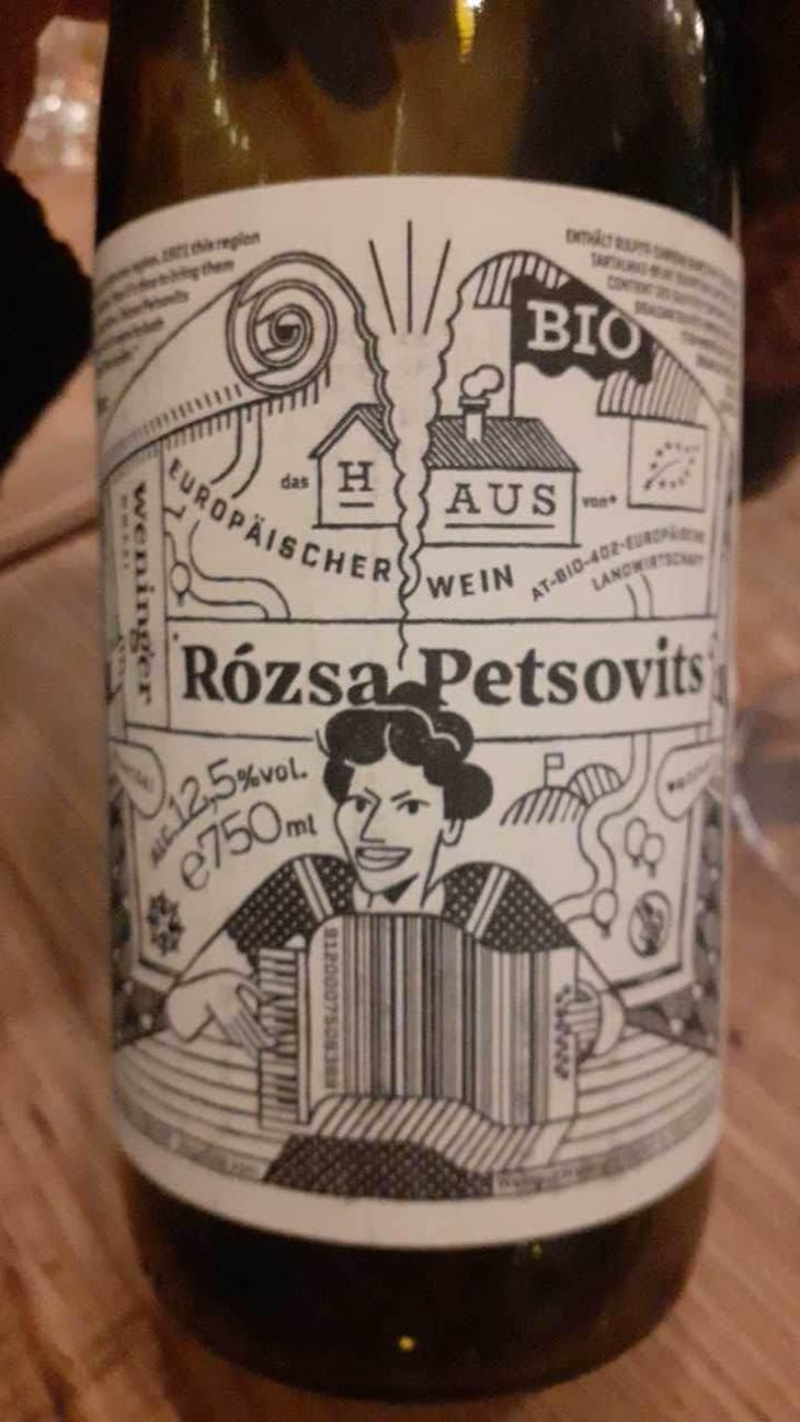 Rózsa Petsovits - Weingut Weninger (Austria) / Weninger Pincészet (Hungary) - Franz Weninger 