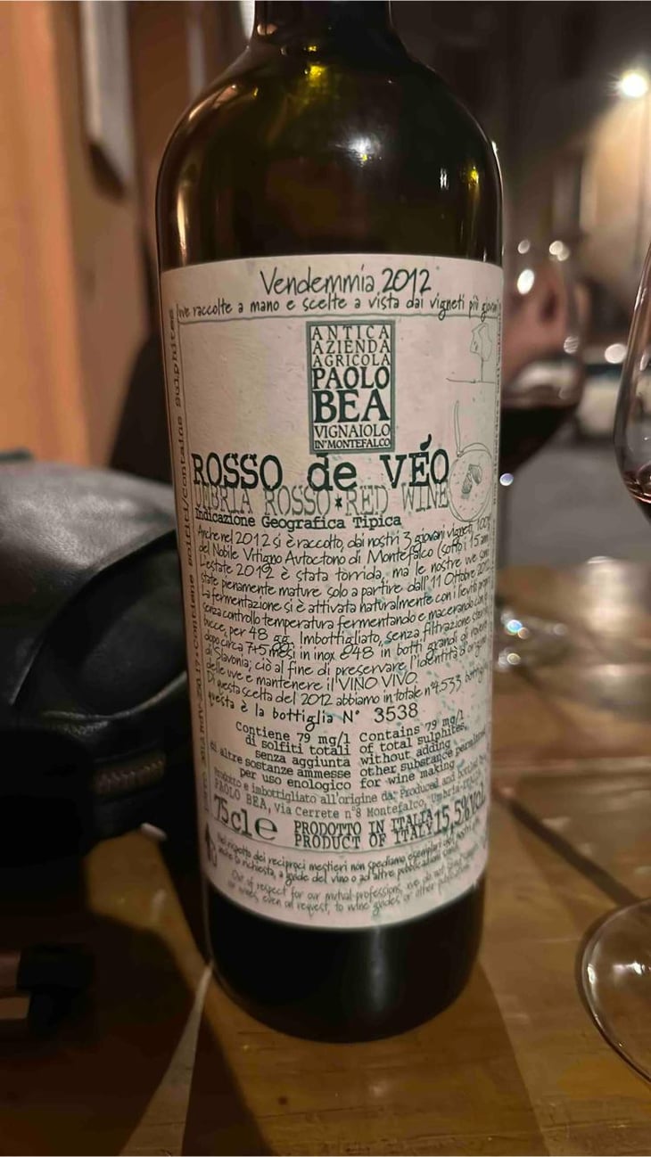 Rosso De Véo - Antica Azienda Agricola Paolo Bea - Giampiero Bea 