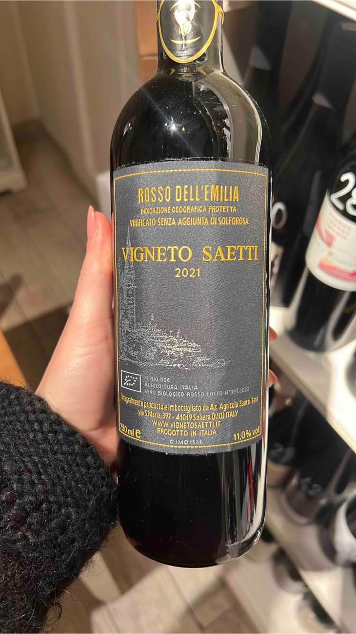 Rosso Dell’ Emilia - Vigneto Saetti - Luciano & Sara Saetti 