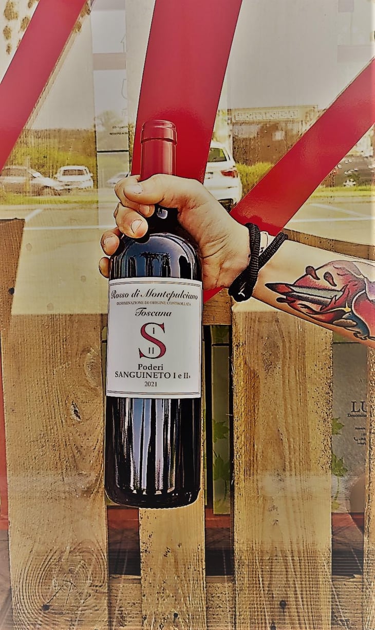 Rosso di Montepulciano - Poderi Sanguineto - Dora Forsoni 