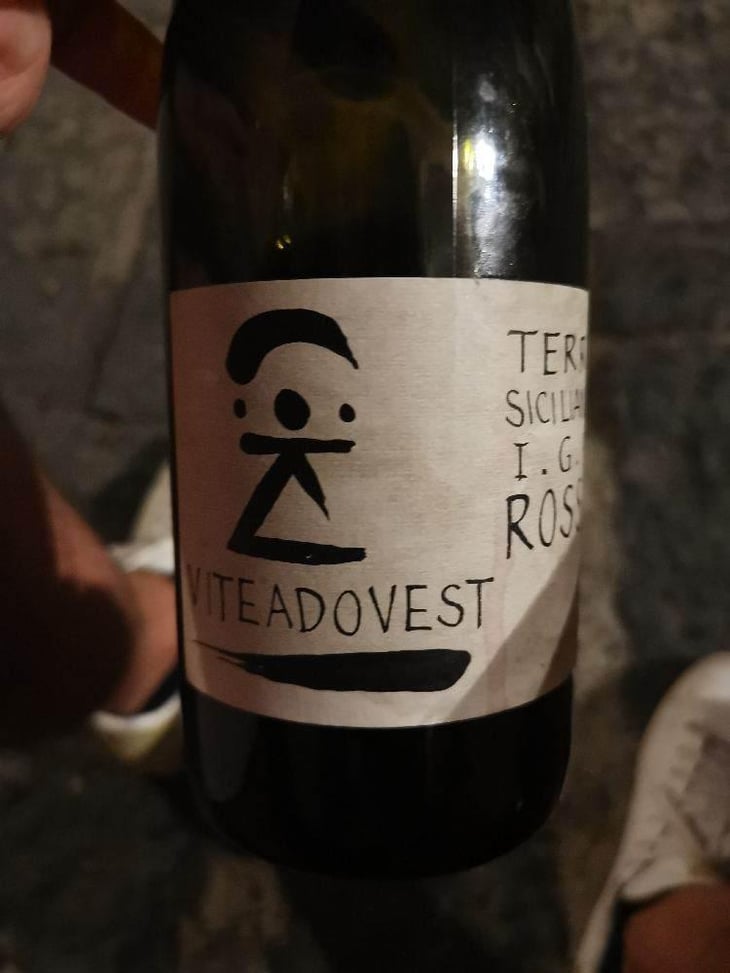 Rosso - Viteadovest - Vincenzo Angileri 