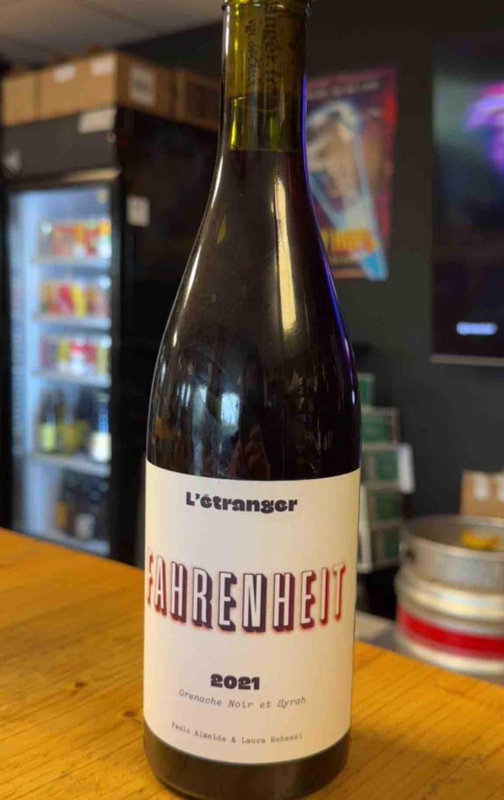 Fahrenheit - Domaine de L'Étranger - Paulo Almeida & Laura Rebeissi 
