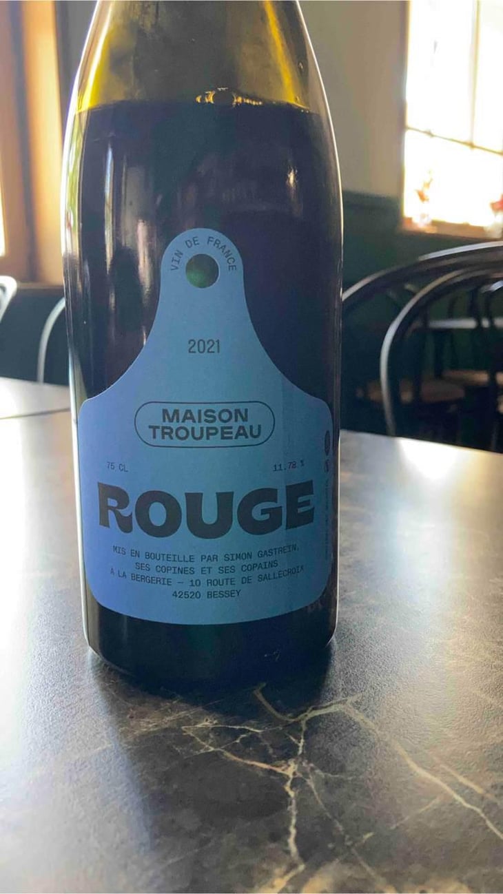 Rouge - Hameau Toucheboeuf - Simon Gastrein 