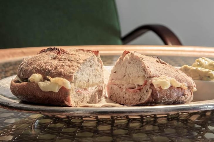 Rye Bread Toast - Casa al Sole - 569670