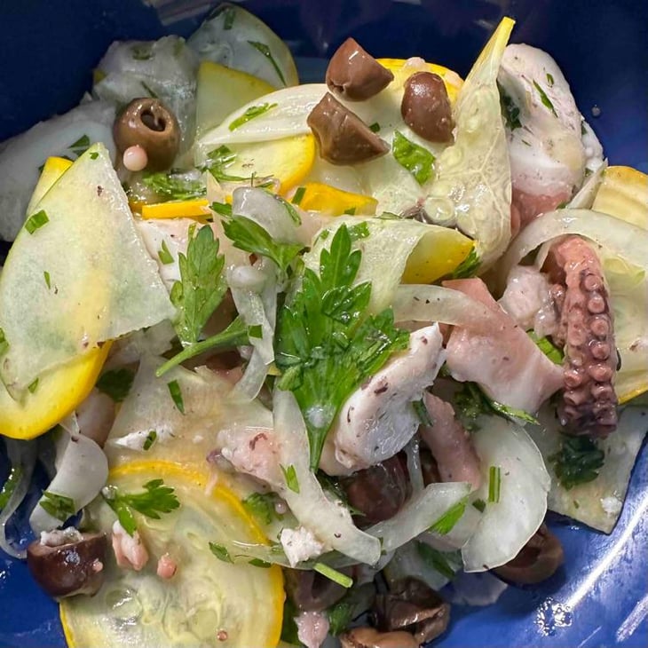 Salade De Poulpe - Maison Cluny - 675197