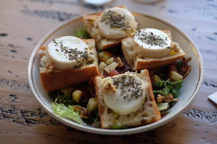 Salade De Tartines De Chèvre Chaud - Goulot - 646508