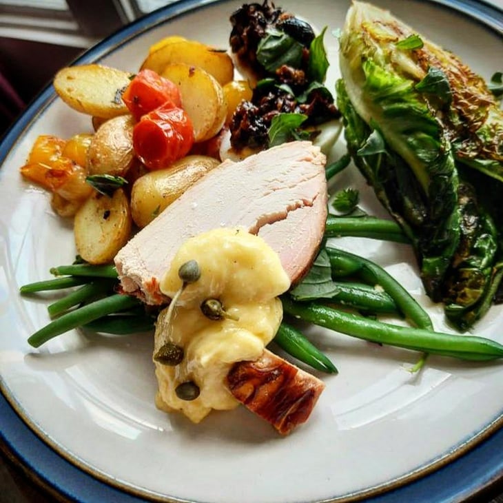 Sally's Nicoise - L’Atitude 51 Wine Cafe - 619418
