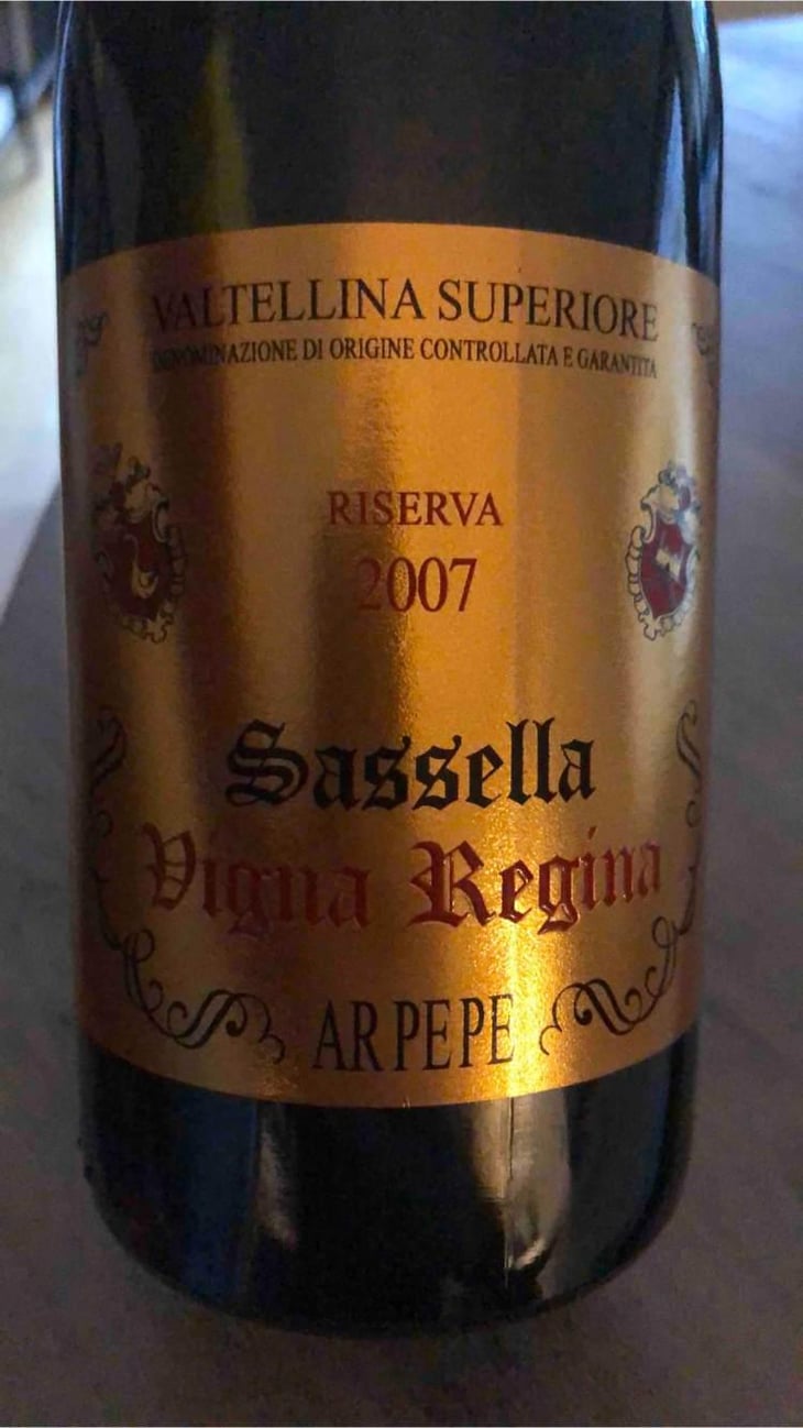 Sassella Riserva Valtellina Superiore Vigna Regina - Arpepe - Arturo, Guido, Isabella & Emanuele Pelizzatti Perego 