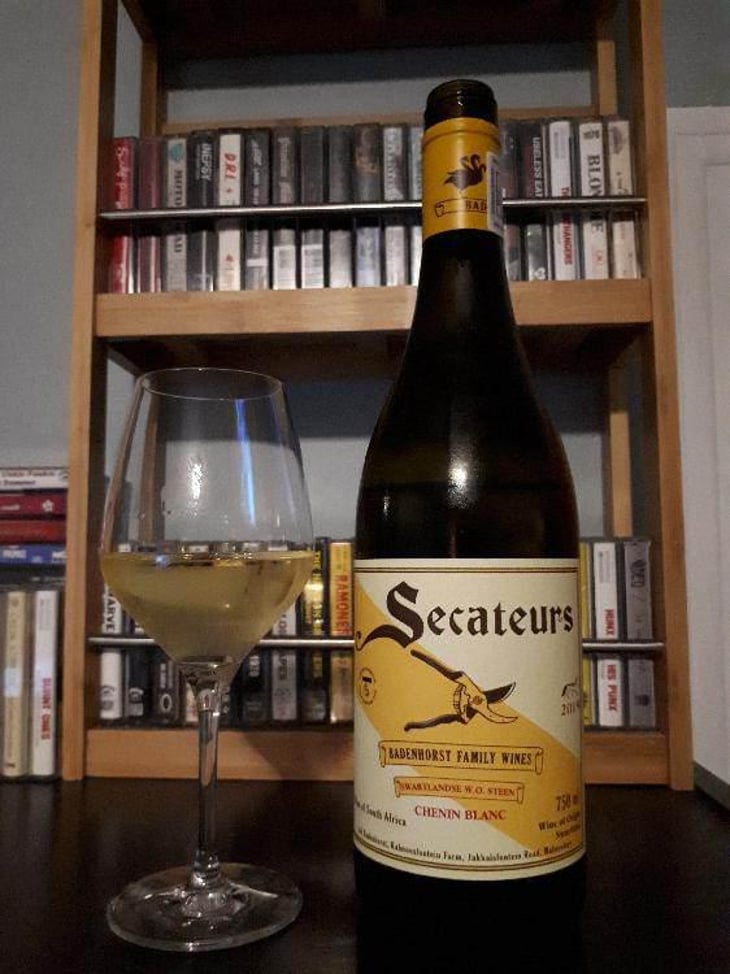 Secateurs - AA Badenhorst - Adi Badenhorst & Wimpie Bouwer 