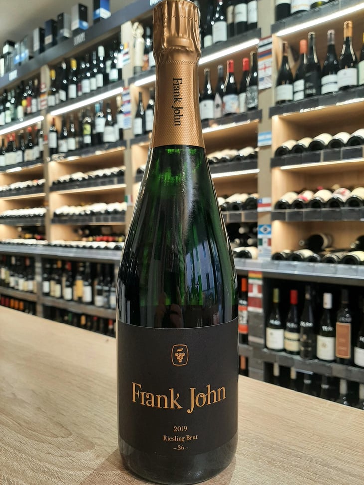 SEKT BRUT - Frank John - Das Hirschhorner Weinkontor - John Familie 
