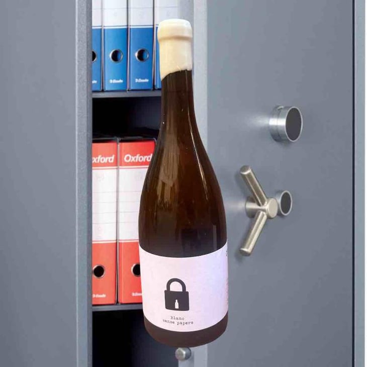 Blanc Sense Papers - Bodega Clandestina - Ferran Lacruz 