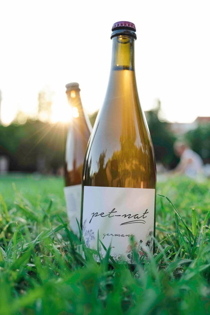 Shake & Wait Pet Nat White - Brand Bros - Weingut Brand - Daniel & Jonas Brand -2021