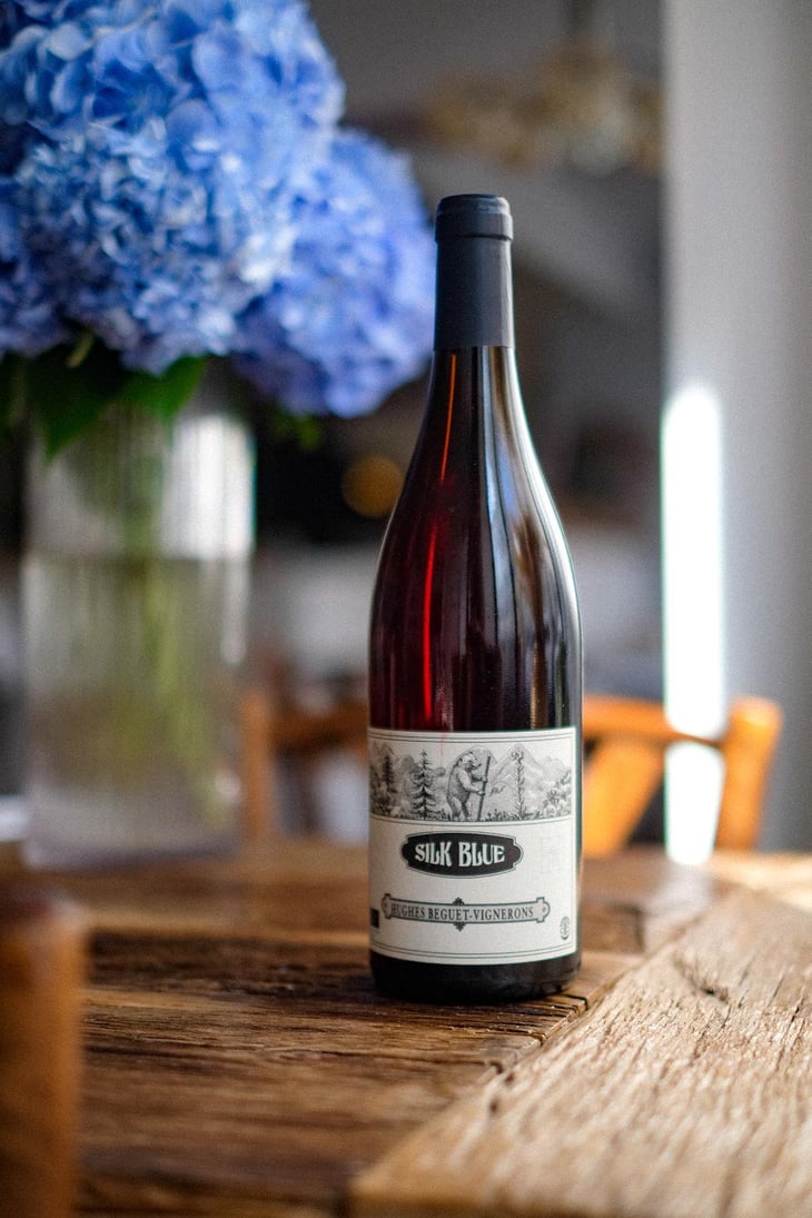 Silk Blue - Domaine Hughes-Beguet - Caroline & Patrice Hughes Béguet 