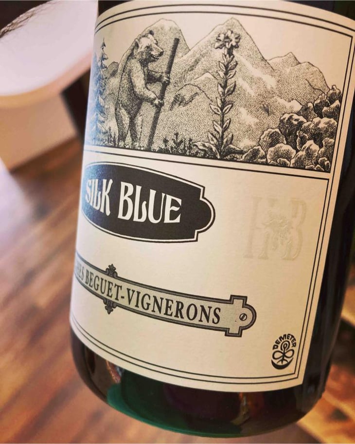 Silk Blue - Domaine Hughes-Beguet - Caroline & Patrice Hughes Béguet 
