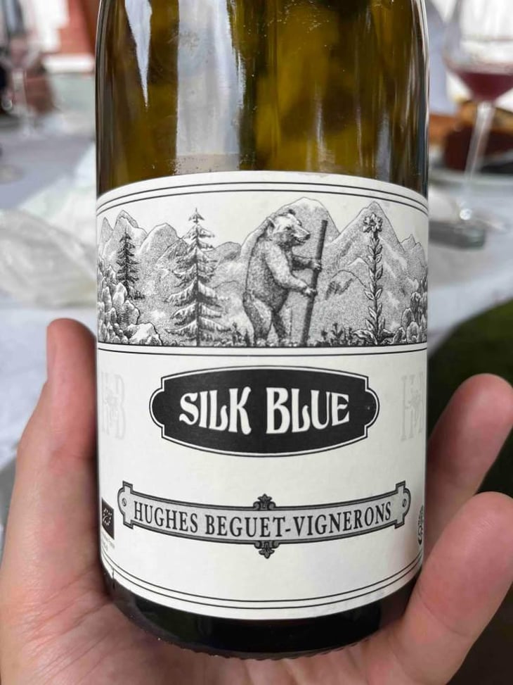 Silk Blue - Domaine Hughes-Beguet - Caroline & Patrice Hughes Béguet 