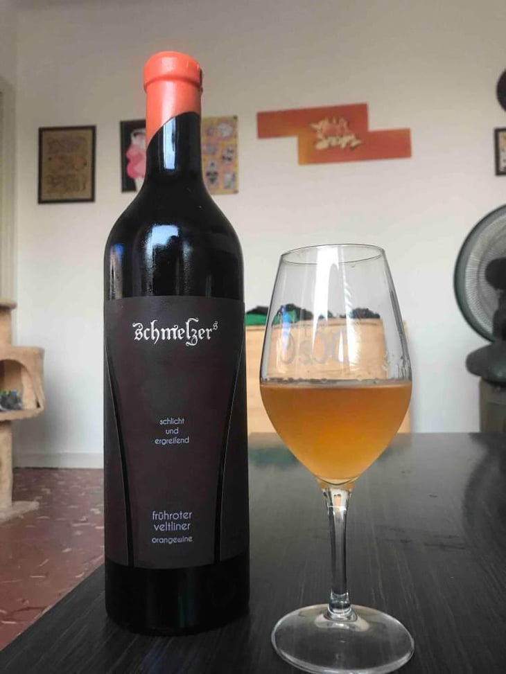 Schlicht Und Ergreifend - Schmelzers Weingut - Georg & Elisabeth Schmelzer 