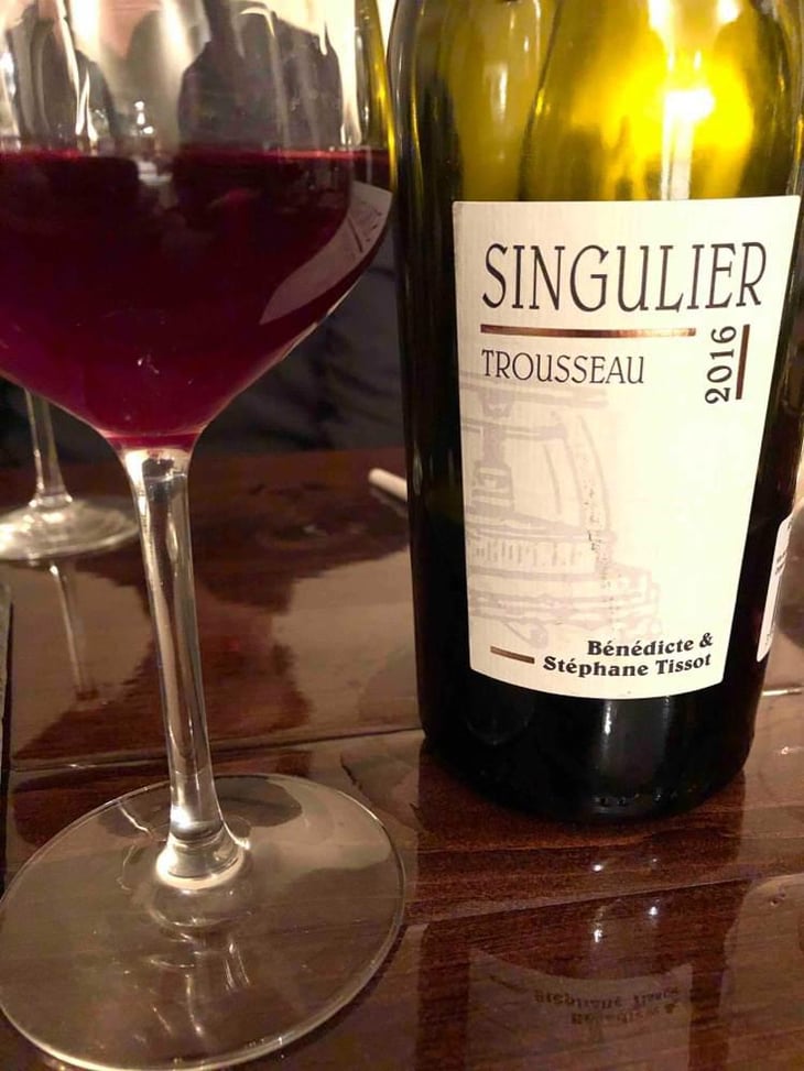 Singulier - Domaine André & Mireille Tissot - Bénédicte & Stéphane Tissot 