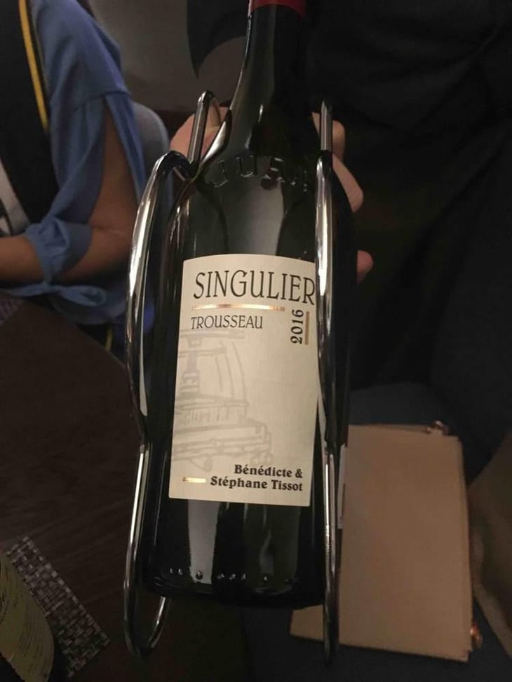 Singulier - Domaine André & Mireille Tissot - Bénédicte & Stéphane Tissot 
