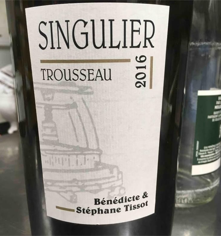 Singulier - Domaine André & Mireille Tissot - Bénédicte & Stéphane Tissot 