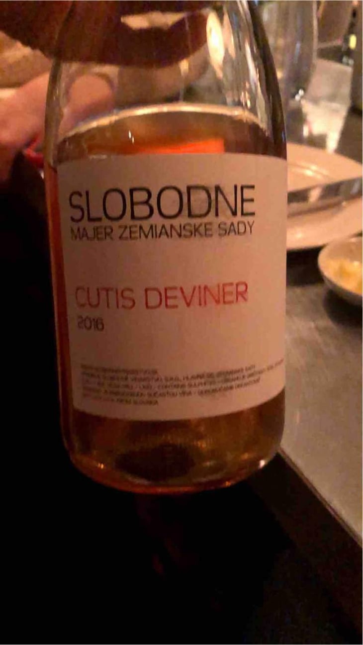 Cutis Deviner - Slobodné Vinárstvo - Majer Zemianske Sady - Michal Kuropka, Agnes Lovecká, Katarína Kuropková 
