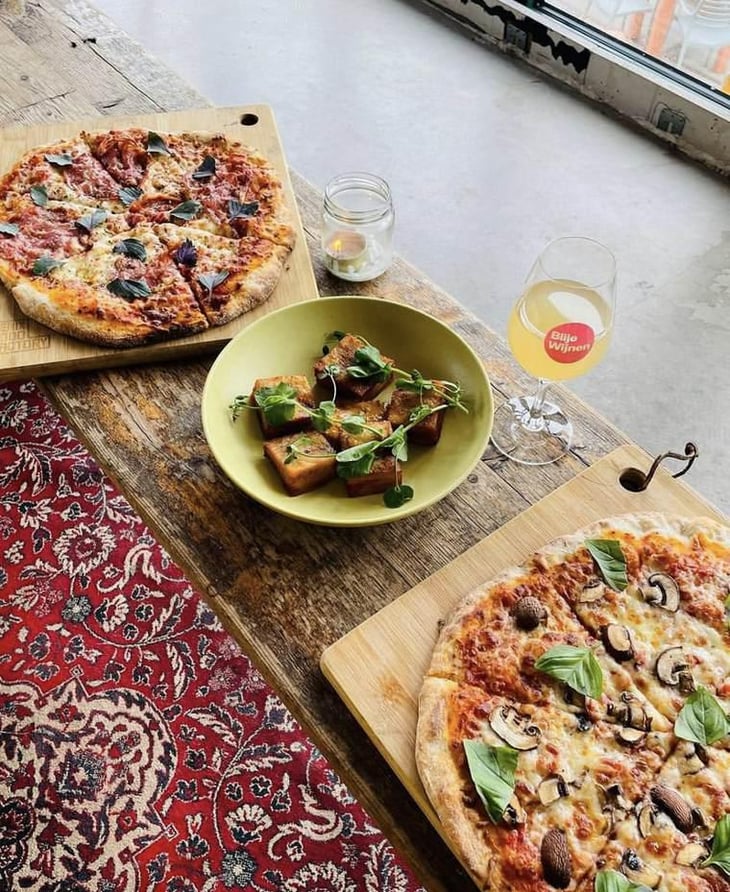 Sourdough Pizza - Blije Wijnen - 547532