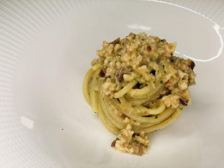 Spaghettoni Alla Carbonara Di Mare Con Guanciale Croccante - Raggiazzurro - 705955