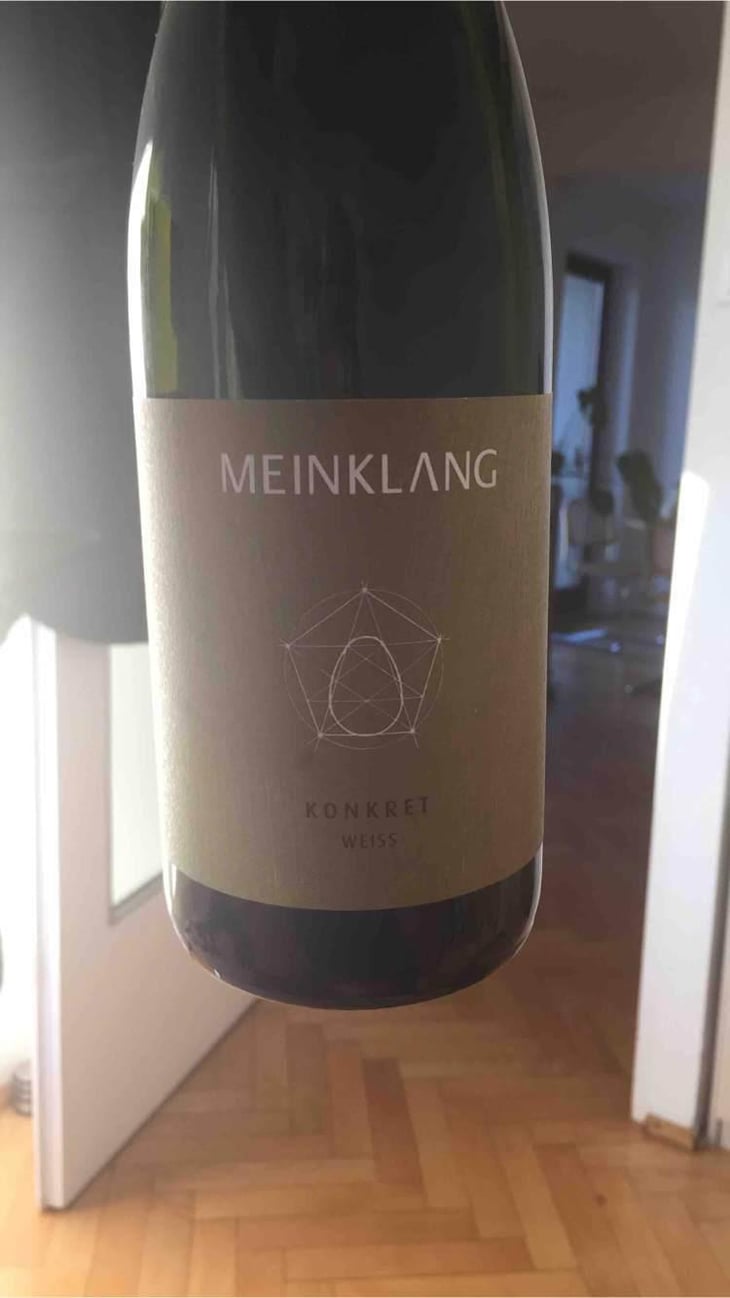 Konkret Weiss - Meinklang - Weingut Michlits - Angela & Werner Michlits 