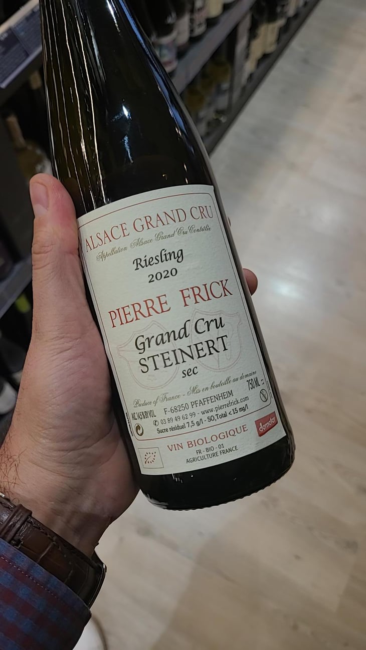 Steinert Riesling - Domaine Pierre Frick - Jean-Pierre, Chantal et Thomas Frick 