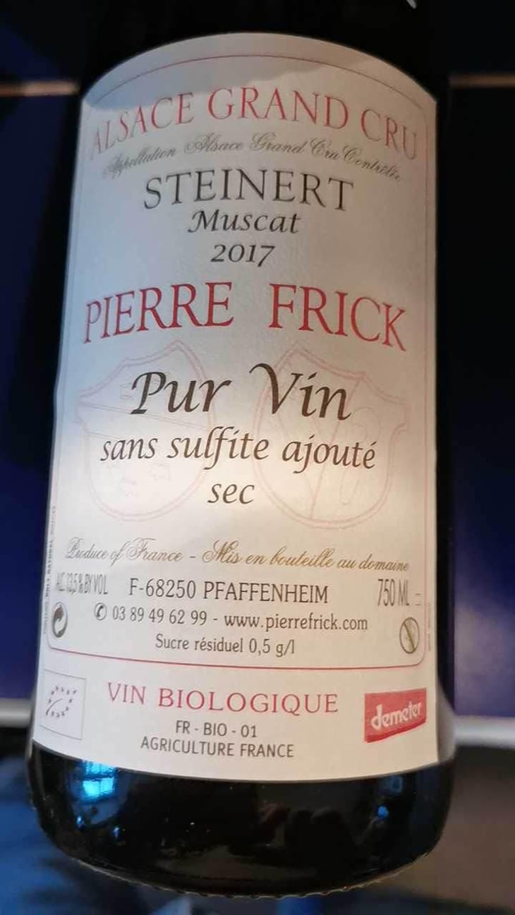 Steinert Muscat - Domaine Pierre Frick - Jean-Pierre, Chantal et Thomas Frick -2017