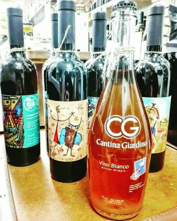 Paski - Cantina Giardino - Antonio Di Gruttola & Daniela De Gruttola 
