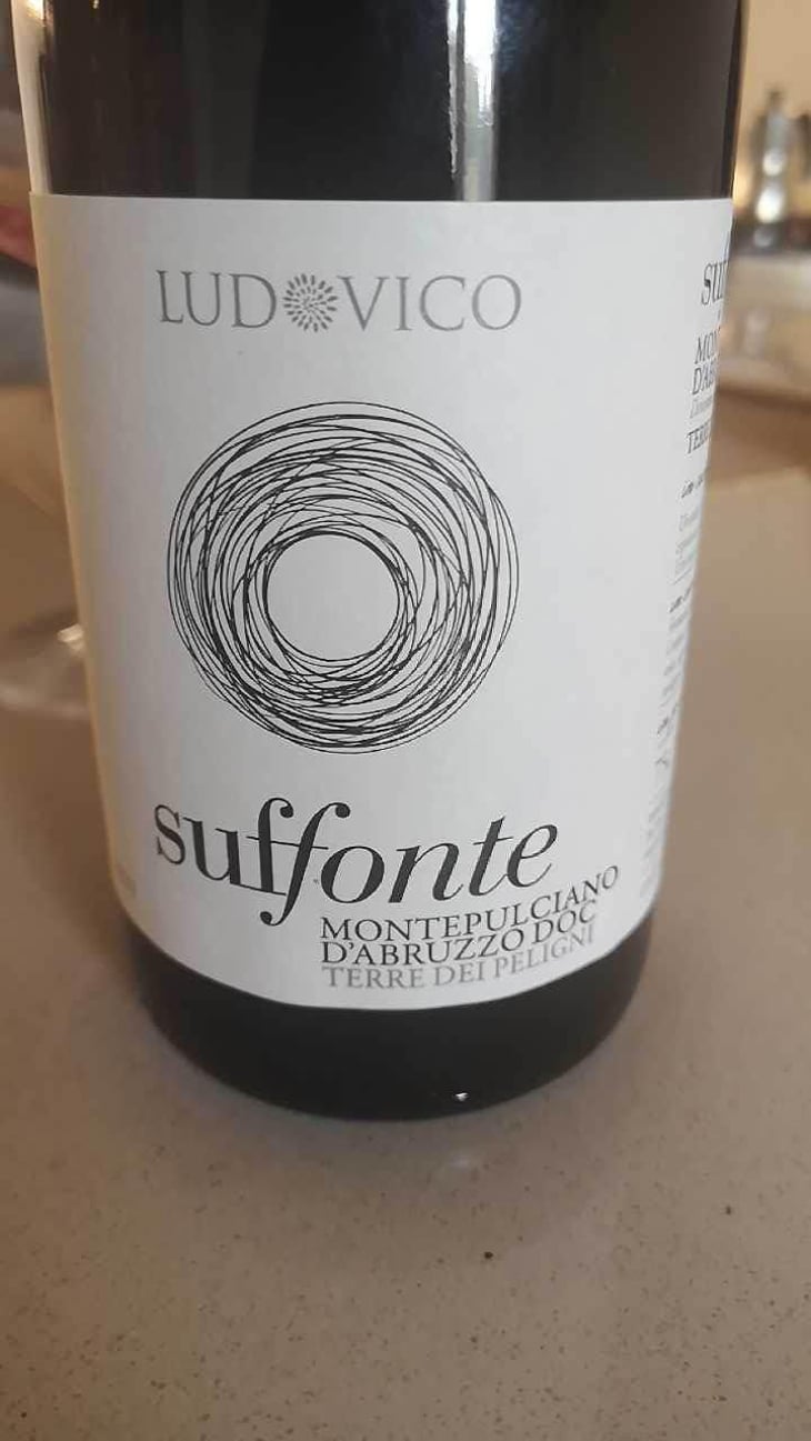 SUFFONTE rosso - Azienda Agricola Ludovico - Lorenza Ludovico 