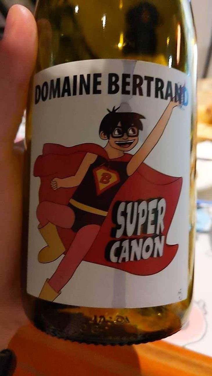 Super Canon - Beaujolais Villages - Jean Pierre And Jillian Bertrand 