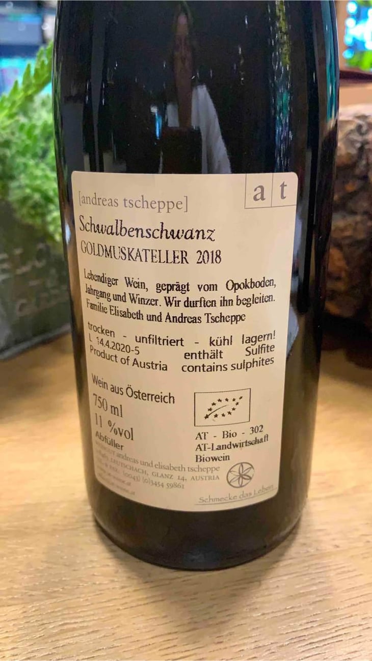 Schwalbenschwanz - Muskateller Maischevergoren - Weingut Andreas & Elisabeth Tscheppe - Andreas & Elisabeth Tscheppe 