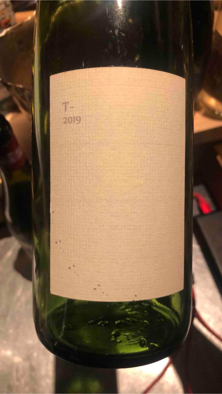 T-Blanc (Takumi Kondo) - Kurisawa Wines - Kondo Vineyard & Nakazawa Vineyard - Kazuyuki & Yukiko Nakazawa, Ryosuke & Takumi Kondo 