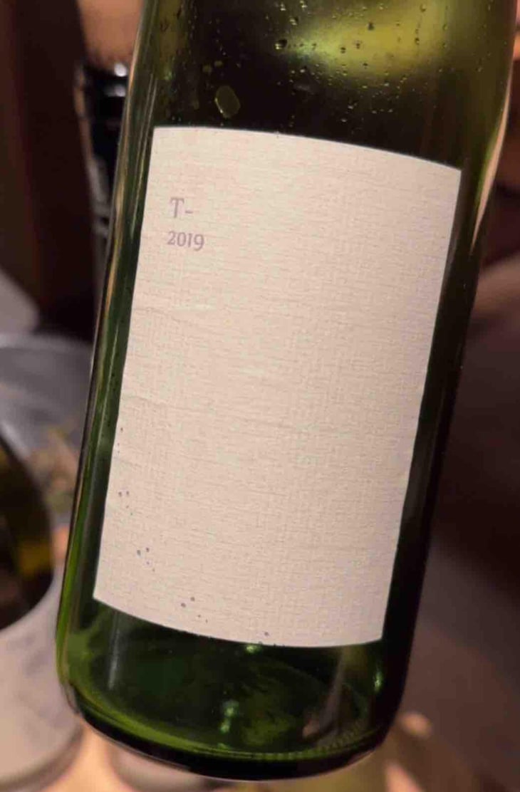 T-Blanc (Takumi Kondo) - Kurisawa Wines - Kondo Vineyard & Nakazawa Vineyard - Kazuyuki & Yukiko Nakazawa, Ryosuke & Takumi Kondo 