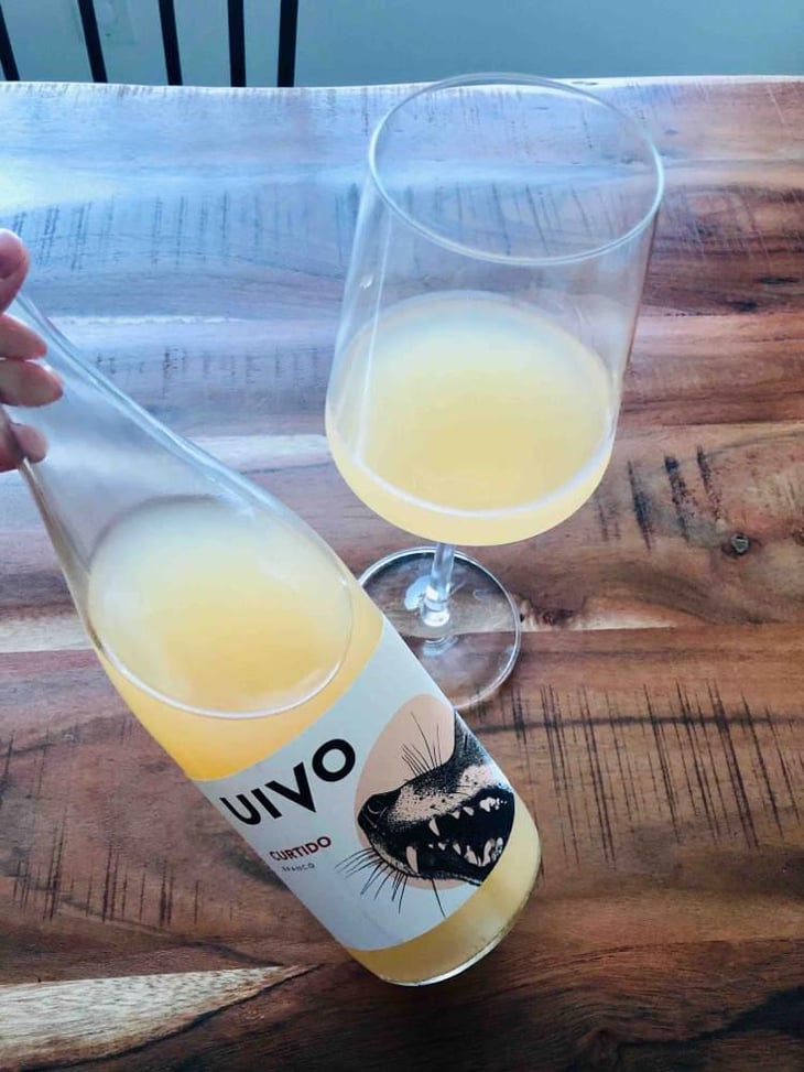 Uivo Curtido - Folias de Baco - Tiago Sampaio 