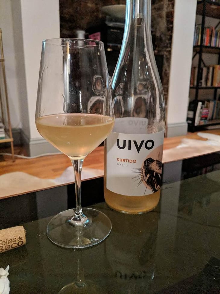 Uivo Curtido - Folias de Baco - Tiago Sampaio 