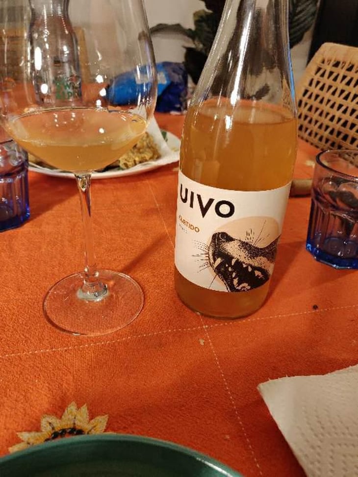 Uivo Curtido - Folias de Baco - Tiago Sampaio 