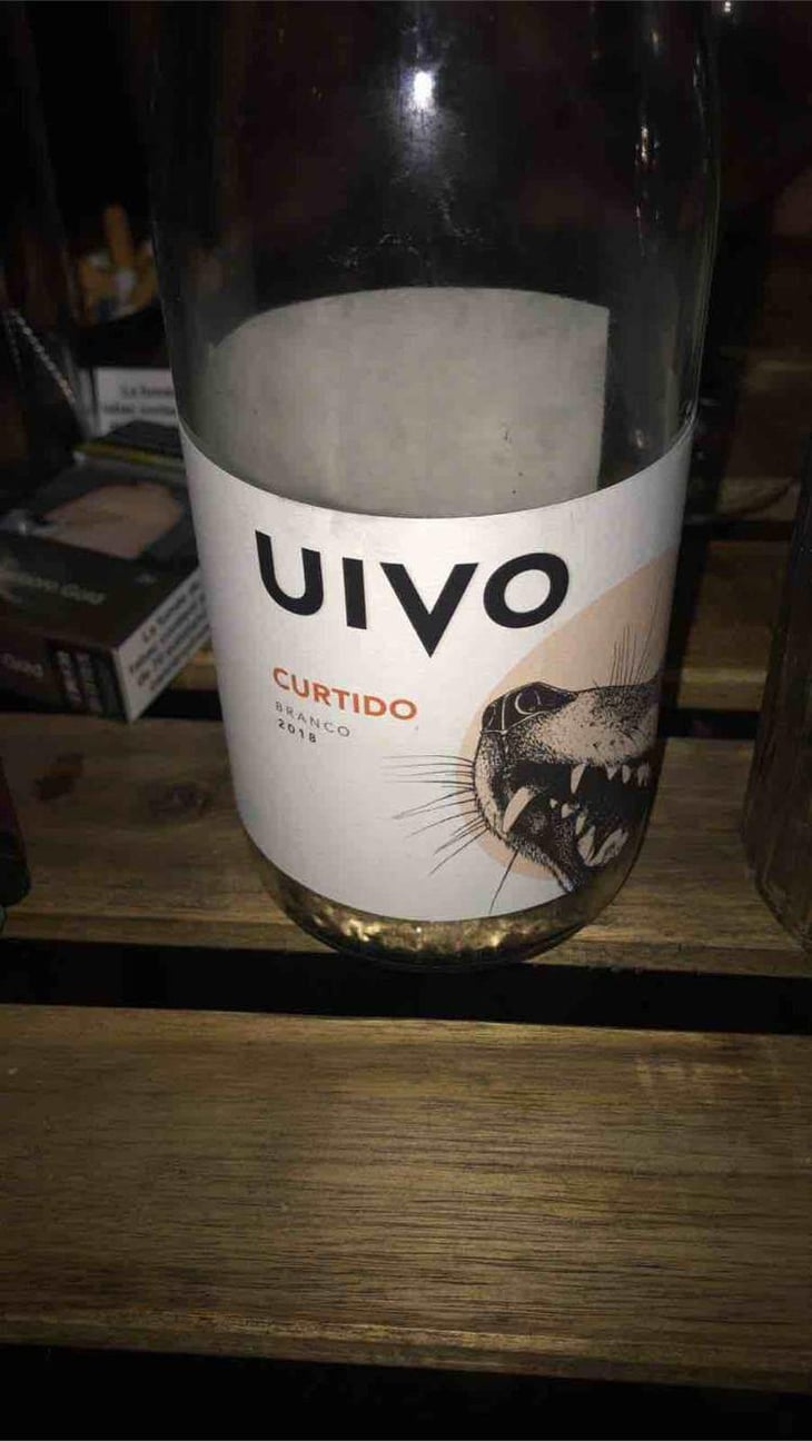Uivo Curtido - Folias de Baco - Tiago Sampaio 