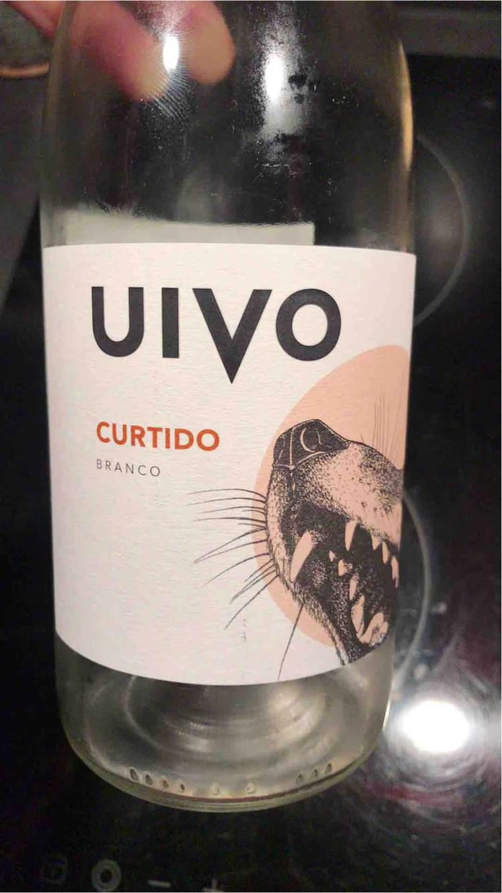 Uivo Curtido - Folias de Baco - Tiago Sampaio 