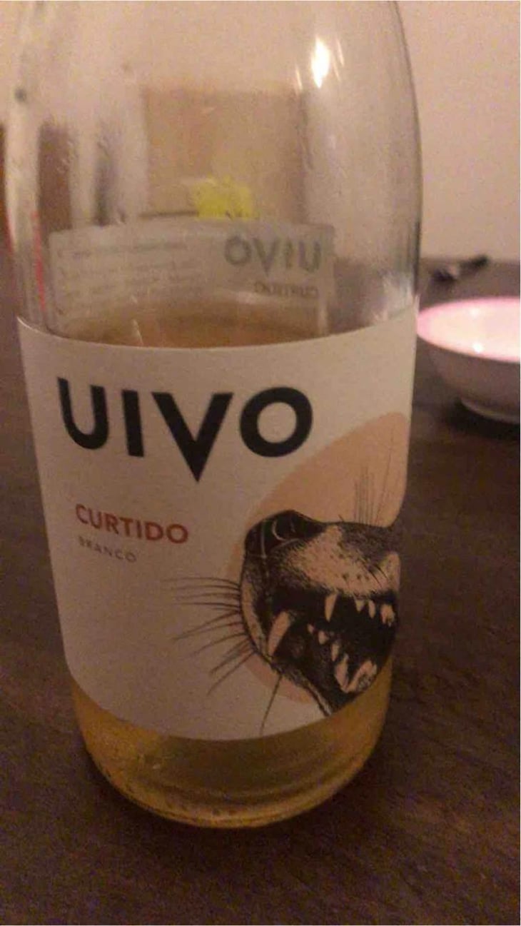 Uivo Curtido - Folias de Baco - Tiago Sampaio 