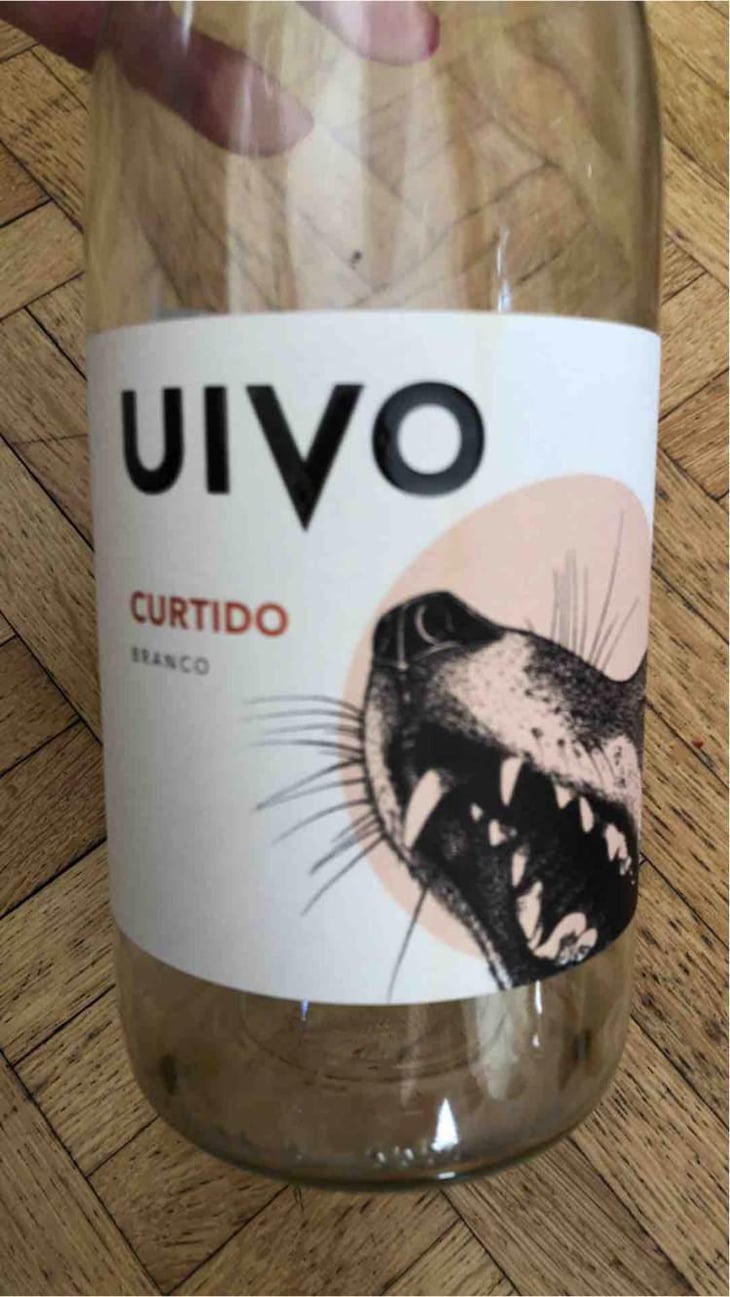 Uivo Curtido - Folias de Baco - Tiago Sampaio 